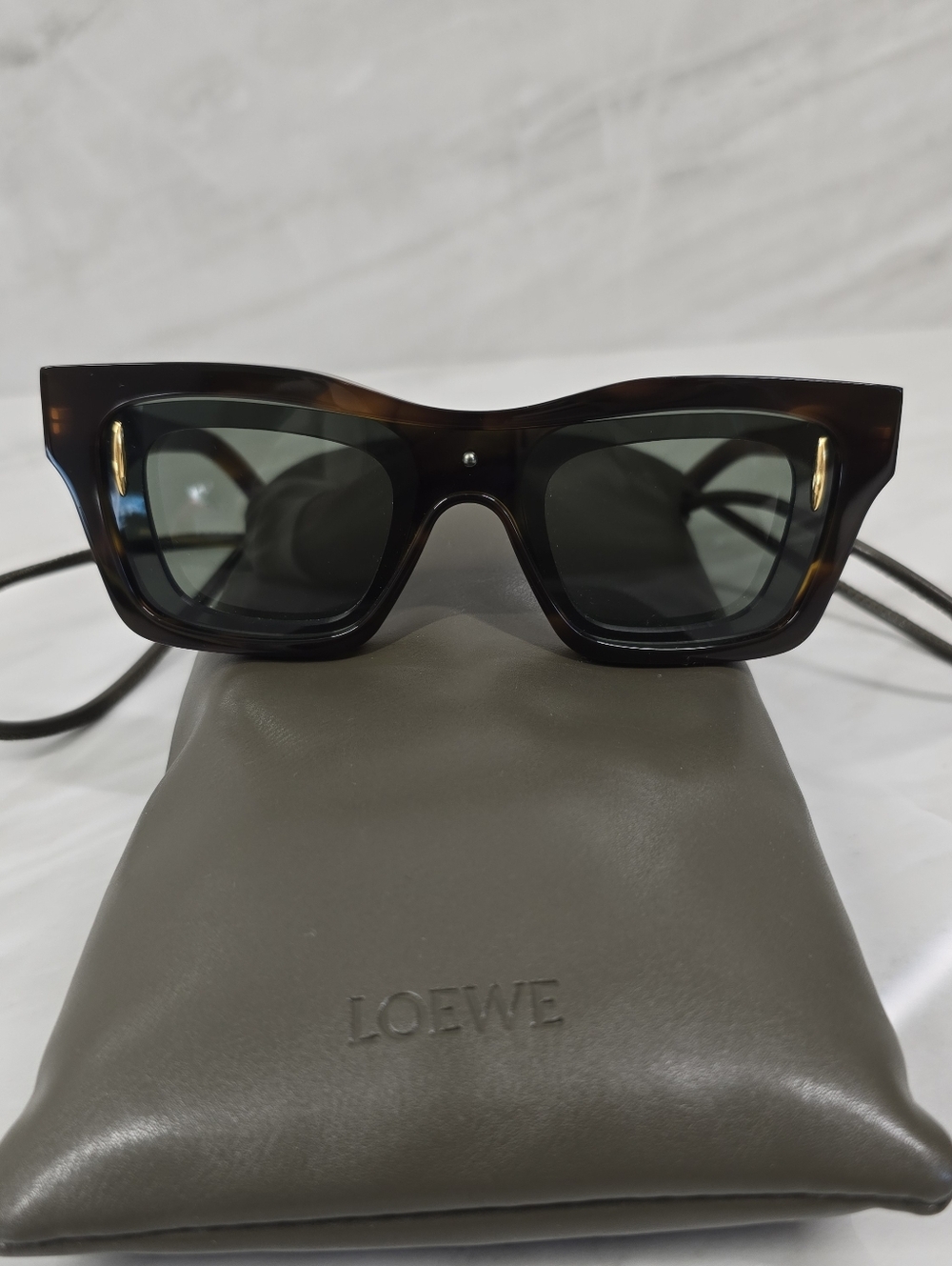 Loewe Square Tortoiseshell Sunglasses - Picture 9 of 13
